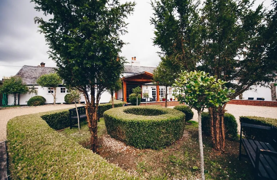 Fox Country Inn-1